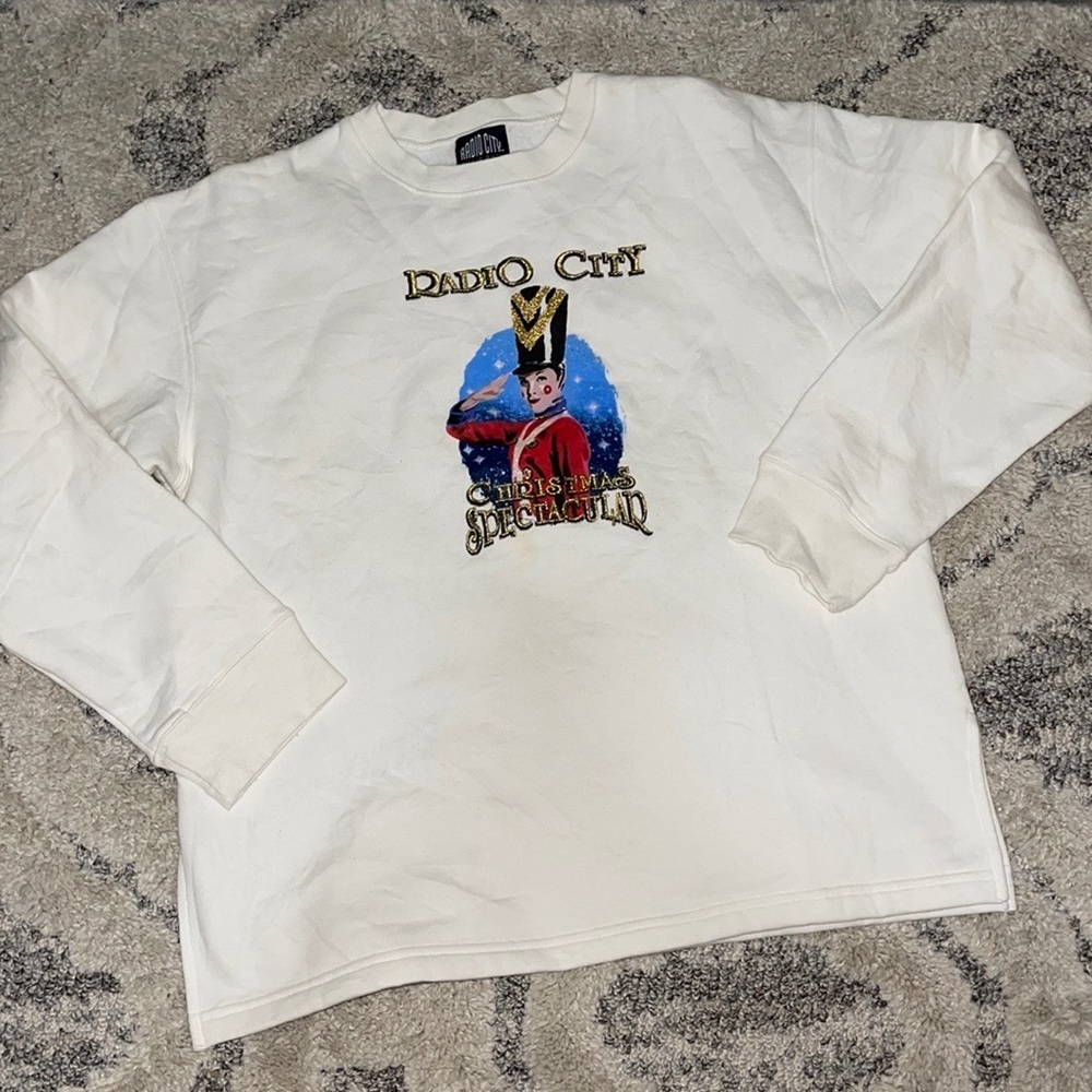 Vintage unisex Radio City Musical Christmas embroidered deadstock Crewneck 90s
